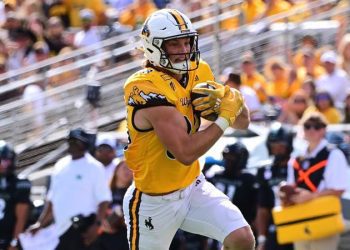 pokes-insider:-fargodome,-unbeaten-bison-await-–-university-of-wyoming-athletics