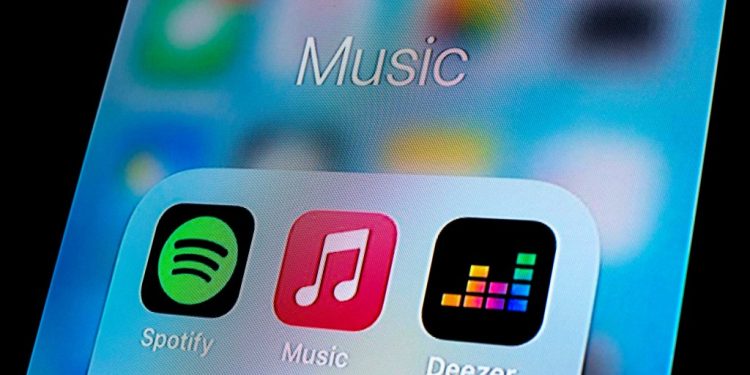 ai-music-streaming-fraudster-sentenced-to-1.5-years-in-prison-for-$8m-royalties-scam