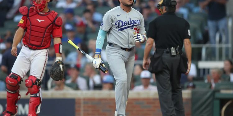 miguel-rojas-injury-update-after-swing-sends-dodger-to-clubhouse-early-–-yahoo-sports