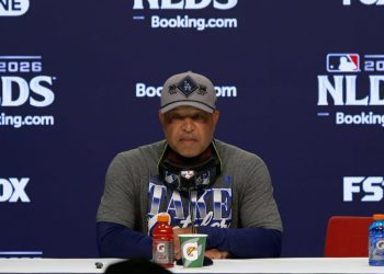 dave-roberts-on-clubhouse-vision-ahead-of-nlcs-|-10/07/2026-|-los-angeles-dodgers