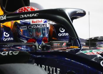 f1-singapore-gp:-follow-the-sprint-race-at-marina-bay-circuit-with-live-timing