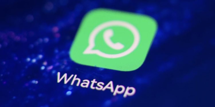 how-to-try-whatsapp’s-new-scheduled-messages-feature-early-–-lifehacker