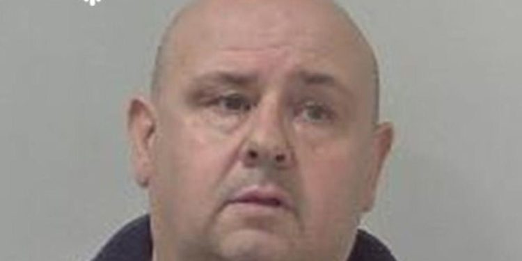 paedophile-used-snapchat-to-incite-young-girls-into-sexual-acts-–-the-worcester-news