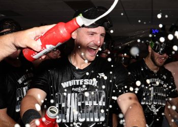 white-sox-stock-watch:-who-is-up-and-who-is-down-after-a-breakout-2026?