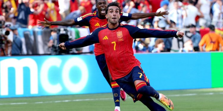 fifa-opens-world-cup-bidding-for-2030-with-netflix,-youtube-among-suitors-–-deadline