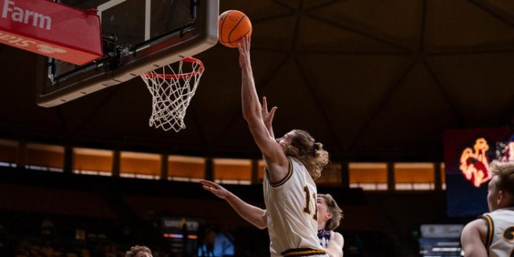 cowboys-close-exhibition-schedule-with-win-over-college-of-idaho-–-wyoming-athletics