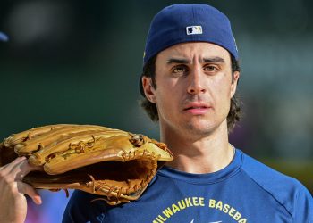 brewers-reach-2-0-world-series-lead,-nearing-first-title-in-franchise-history-–-aol.com