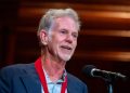 reed-hastings-on-netflix-overhaul,-youtube-rivalry-and-how-it-can-resume-“being-thrilling”